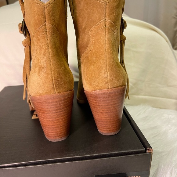 Frye Faye Concho Short Boot size 9 - Picture 3 of 5